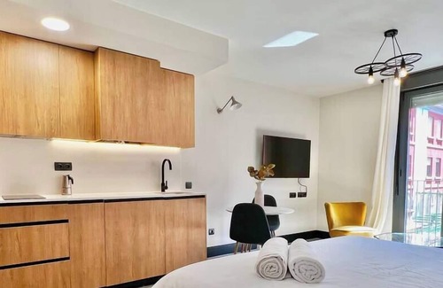 Almendrales Apartment | FD/ New higher study in Madrid