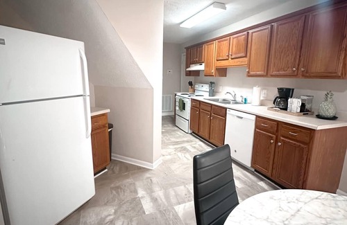 Murfreesboro House | Federal Ct- Charming 3-bedroom near Ag Center and MTSU in Murfreesboro
