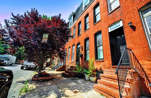South Baltimore House | Federal Hill & Inner Harbor Lux Retreat Sleeps 6