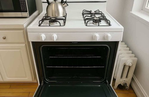 Boystown Apartment | Feel at Home in our 2BR Apt