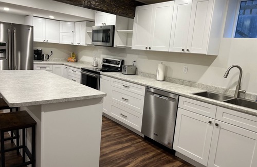 Kamloops House | Feel at home in This 2 Bedroom Basement Suite