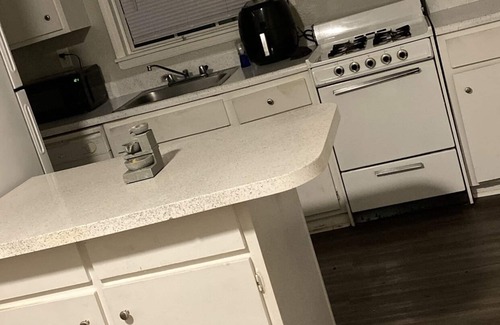 Forest Park Apartment | Feel At Home