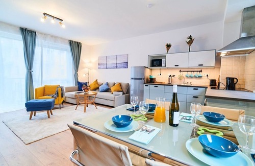 Corvin negyed Apartment | FEEL HOME DELUXE