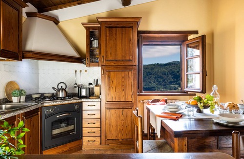 Pescaglia Apartment | Feeling at home with a view .