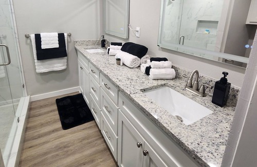 Calera House | Feeling Lucky Retreat is just 2 miles from Choctaw Casino Durant!