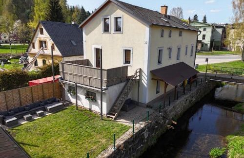 Teplice nad Metuji House | Feelmountains