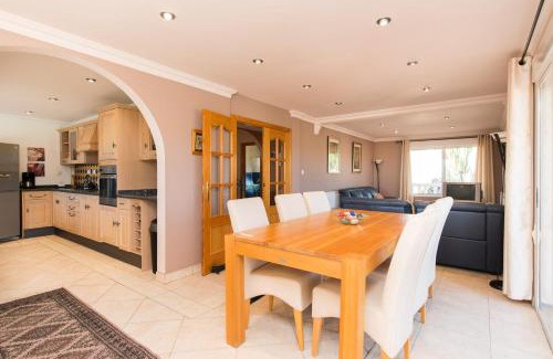 Busot Villa | Felderhof Villa 4 bed Private Pool
