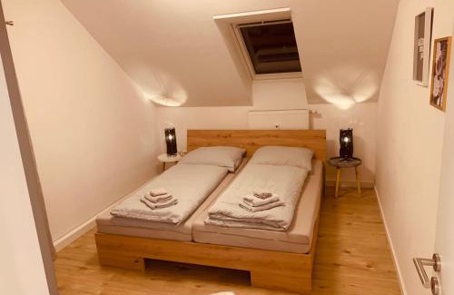 Salzweg Apartment | FELIX LIVING 3, modern & cozy 2 Zimmer Wohnung, Netflix, Parkplatz