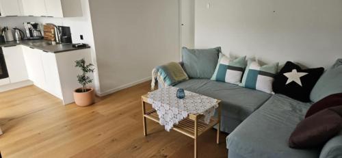 Lillesand Apartment | Ferieleilighet til leie nær Dyreparken, Sørlandssenteret, sjøen og Lillesand
