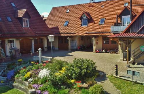 Haundorf House | Ferienanlage Karolinenhof