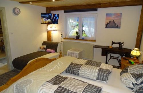 Kreuzfeld Apartment | Ferienhäuschen