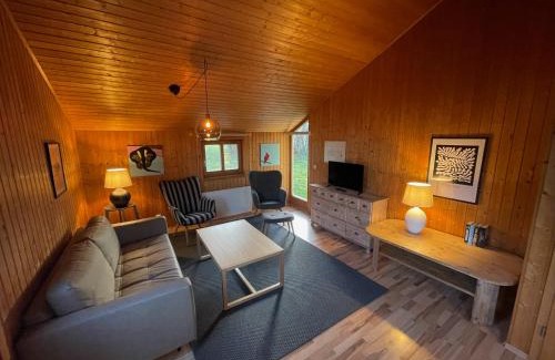 Postmuenster House | Ferienhäuser in Postmünster am See, mit eigenem Garten, mit Vierbeiner!