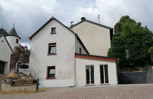 Neuerburg Apartment | Ferienhaus, 95qm, 3 Schlafzimmer, max 11 Personen
