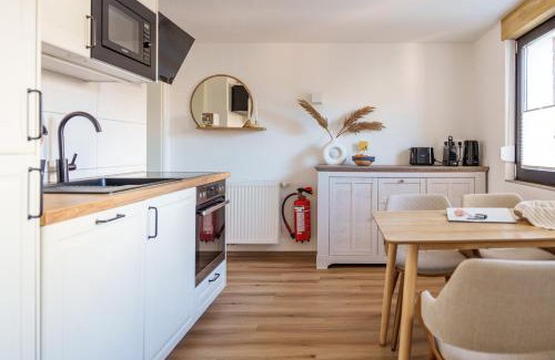 Weilerswist Apartment | Ferienhaus Ahorn, wunderschöne, neue Wohnungen, ideal für Ausflüge ins Phantasialand, die Städte Köln, Brühl und Bonn oder die Eifel