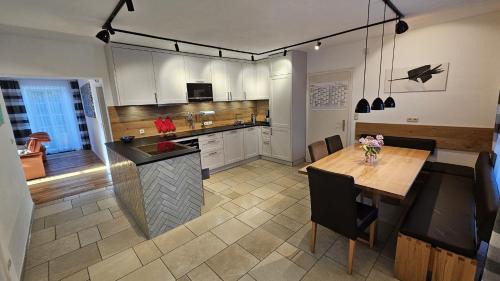 Kelheim House | Ferienhaus am Donauspitz