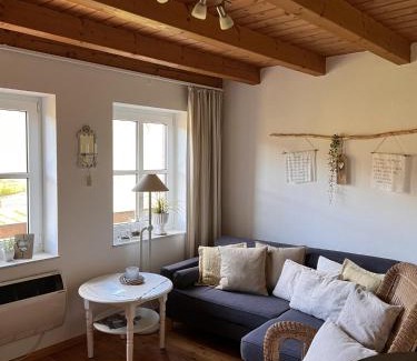 Amelith Apartment | Ferienhaus Buren-Hof