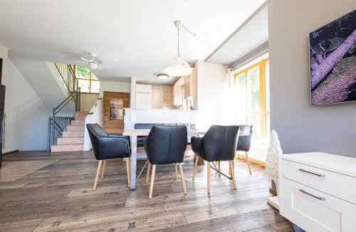 Sonnenbichl House | Ferienhaus „Adlerhorst“ eignet sich ideal für die ganze Familie