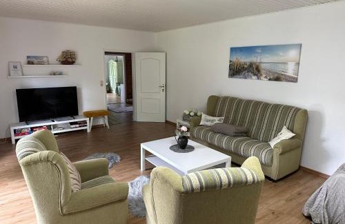 Hage House | Ferienhaus Gisela - Ganzes Haus - Haustiere Willkommen - Hage - Nordsee