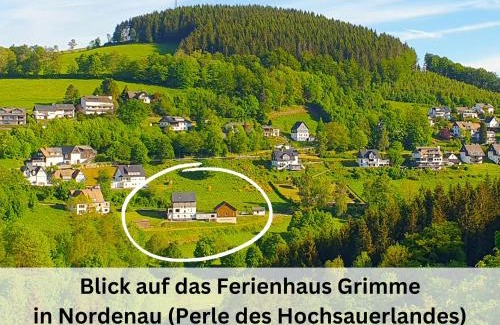 Nordenau House | Ferienhaus Grimme - 350m2, 18 Betten - mit Indoorspielplatz, Pool, großer Terrasse, Grill, Sauna, Kicker, Dart, uvm - ideal für Familien