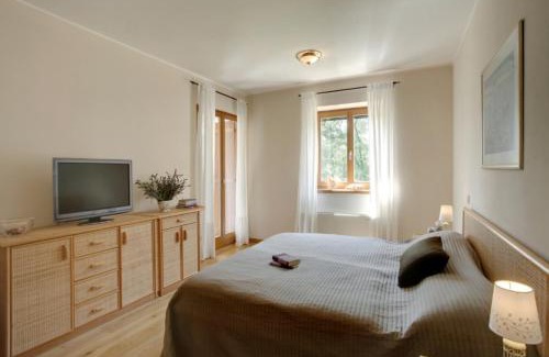 Karigador House | Ferienhaus in Karigador mit Terrasse, Whirlpool und Garten