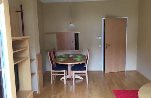 Lutzmannsburg Apartment | Ferienhaus Lutzmannsburg 2 mit direktem Thermenzugang und eigenem Garten
