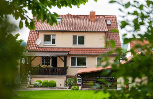 Martinfeld Apartment | Ferienhaus OG1 "Westerwald Blick"