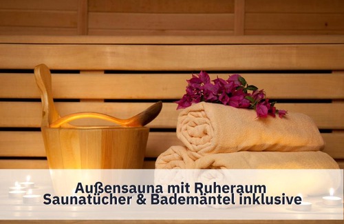 Roth House | Ferienhaus Rothsee-Oase ideale Ausgangslage mit tollem Ausblick, Sauna und privatem Garten