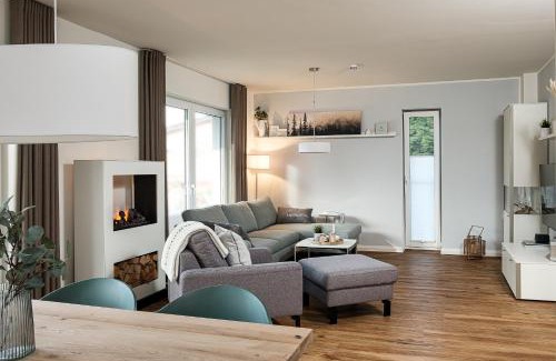Heringhausen House | Ferienhaus Sonnenweg 32 - Sauna, Garten und Seeblick inklusive