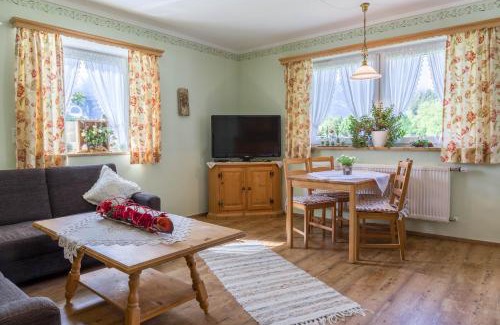 Sonnenbichl Apartment | Ferienwohnung Annamirl