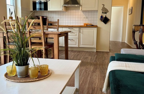 Ostseebad Dierhagen Apartment | Ferienwohnung mit Terrasse und Strandkorb Direkt Hinter dem Deich