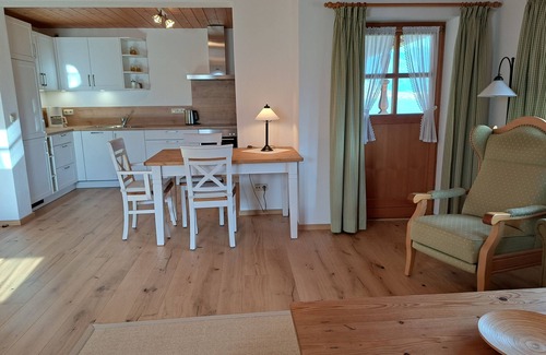 Abwinkl Apartment | Ferienwohnung 2 - Wallberg - Schlosserhof am See