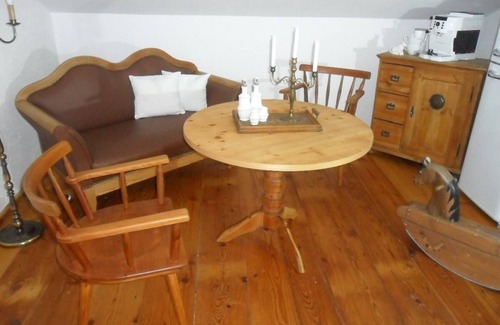 Lam Apartment | Ferienwohnung 50qm mit Balkon und Küchenzeile
