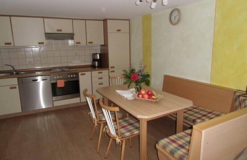 Oberharmersbach Apartment | Ferienwohnung A, 85qm, 2 Schlafzimmer, max. 4 Personen