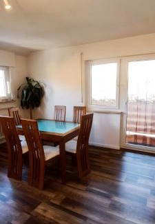 Dattingen Apartment | Ferienwohnung am Bach