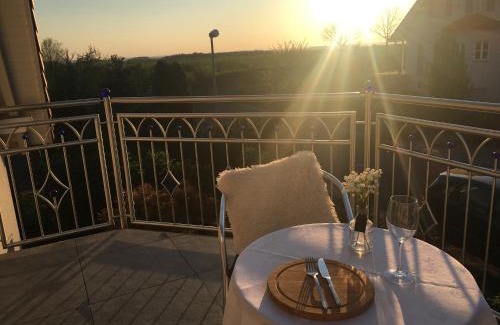Oberschwarzach Apartment | Ferienwohnung am Hollergraben