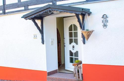 Lunzenau Apartment | Ferienwohnung am Kugelbaum