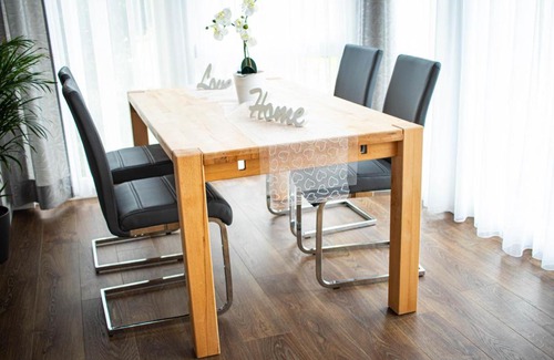 Ebersdorf Apartment | Ferienwohnung Am Schlosspark