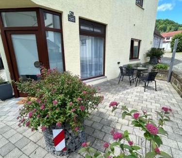 Untermunkheim Apartment | Ferienwohnung am Storchennest