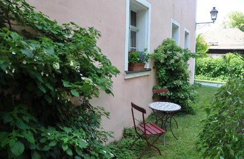 Schnabelwaid Apartment | Ferienwohnung am Wasserschloss