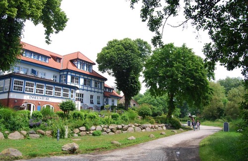 Kloster Hotel | Ferienwohnung auf Hiddensee im Ort Kloster