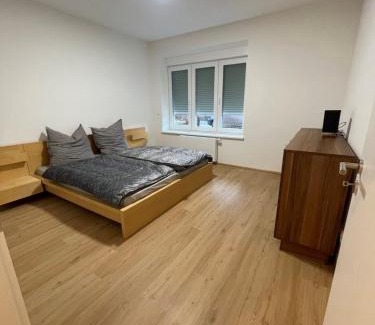 Gmain Apartment | Ferienwohnung Bergblick
