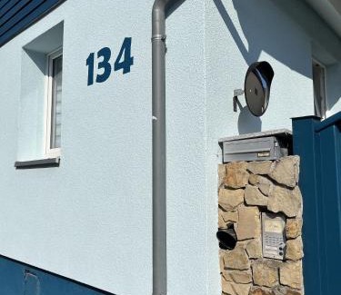 Ubstadt-Weiher Apartment | Ferienwohnung Blaues Haus