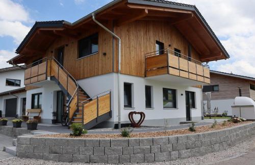 Hopferau Apartment | Ferienwohnung Breyer Wiedemen