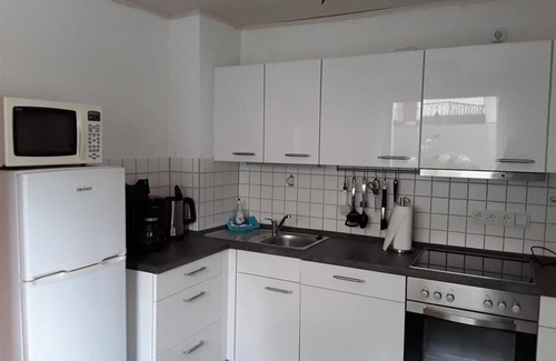Monreal Apartment | Ferienwohnung Burgblick - 4-Bett-Ferienwohnung shower/toilet, non-smoking