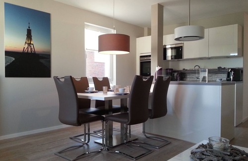 Duhnen Apartment | Ferienwohnung Düne 1 mit Eigenem Garten und 2 Terrassen Direkt am Strand