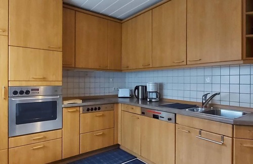 Ulmen Apartment | Ferienwohnung Eifelrose - 4-bett-ferienwohnung Dusche/wc bis 6 Personen