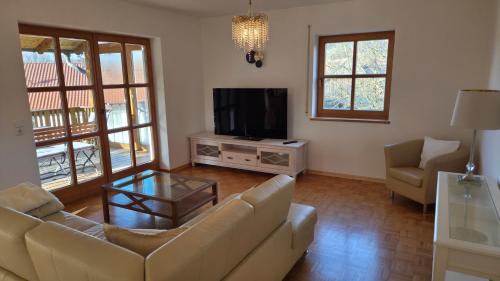 Tiefenbach Apartment | Ferienwohnung Dirscherl