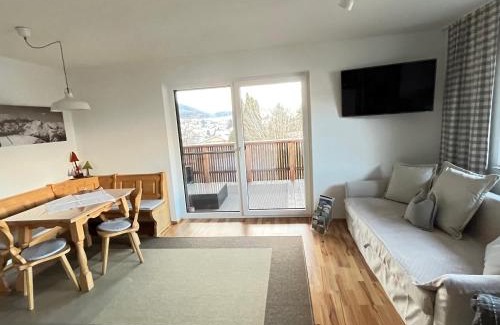 Rinn Apartment | Ferienwohnung Familie Alt Rinn, Innsbruck