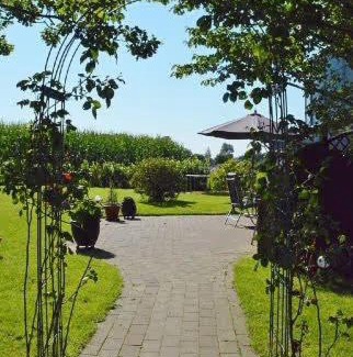 Dorphof Apartment | Ferienwohnung Familie Starck