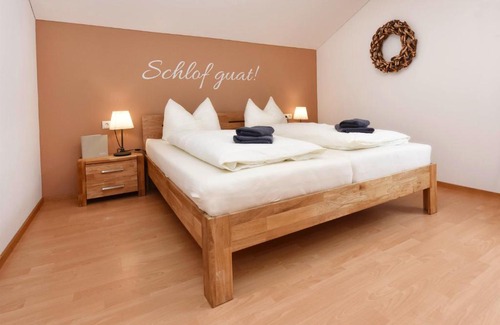 Silbertal Apartment | Ferienwohnung Frömlig